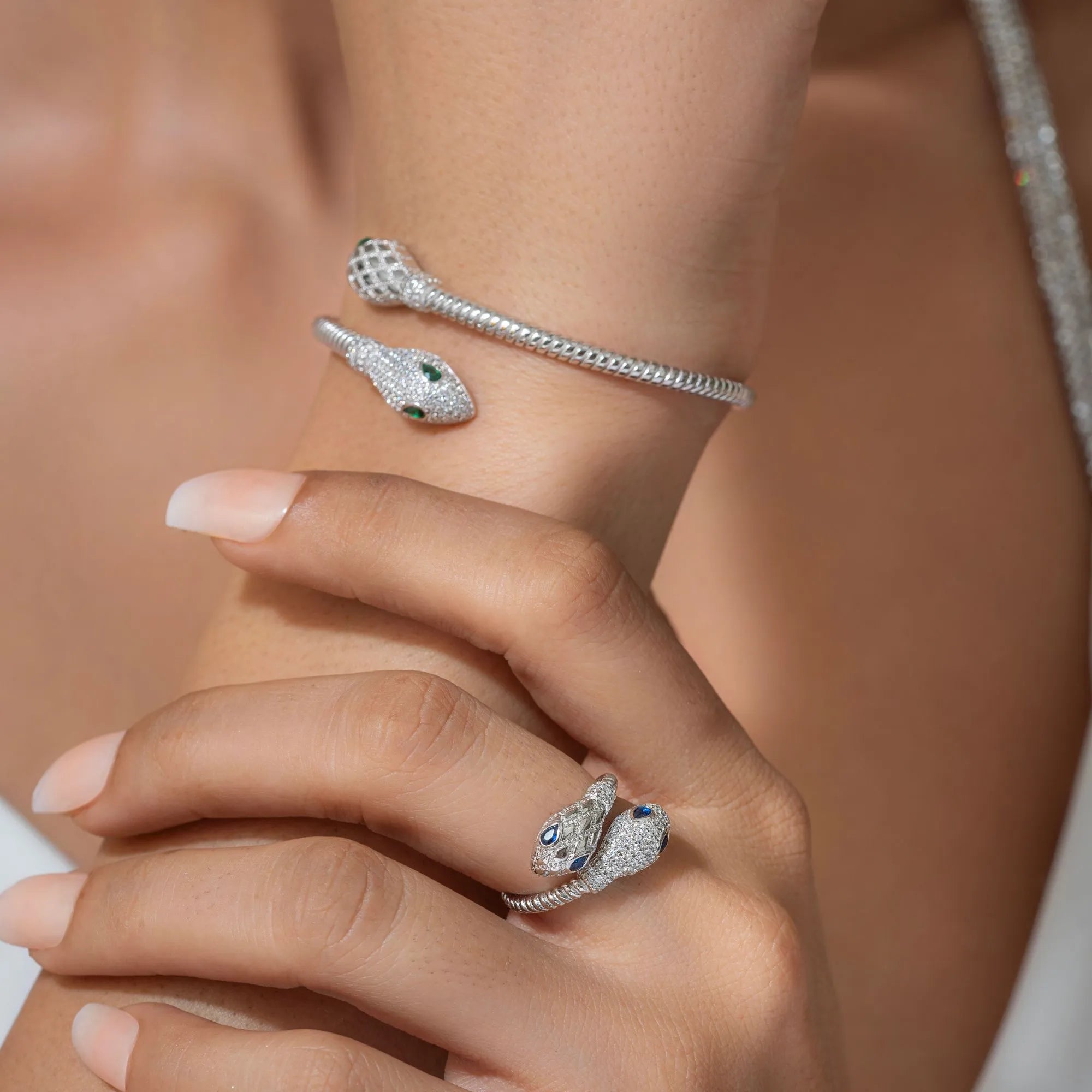 DIAMOND STUDDED SERPENT BRACELET