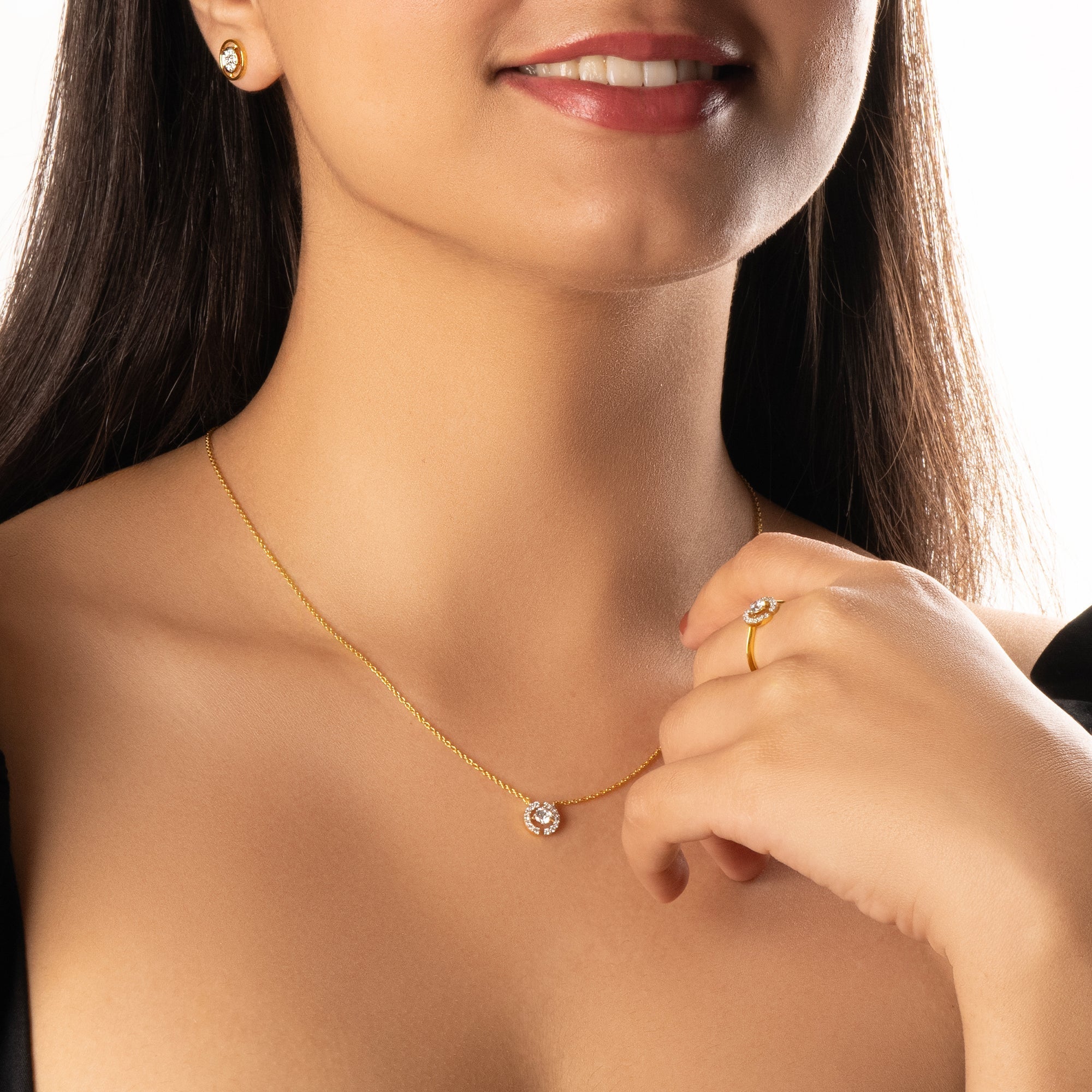 The Diamond Circle Solitaire Necklace