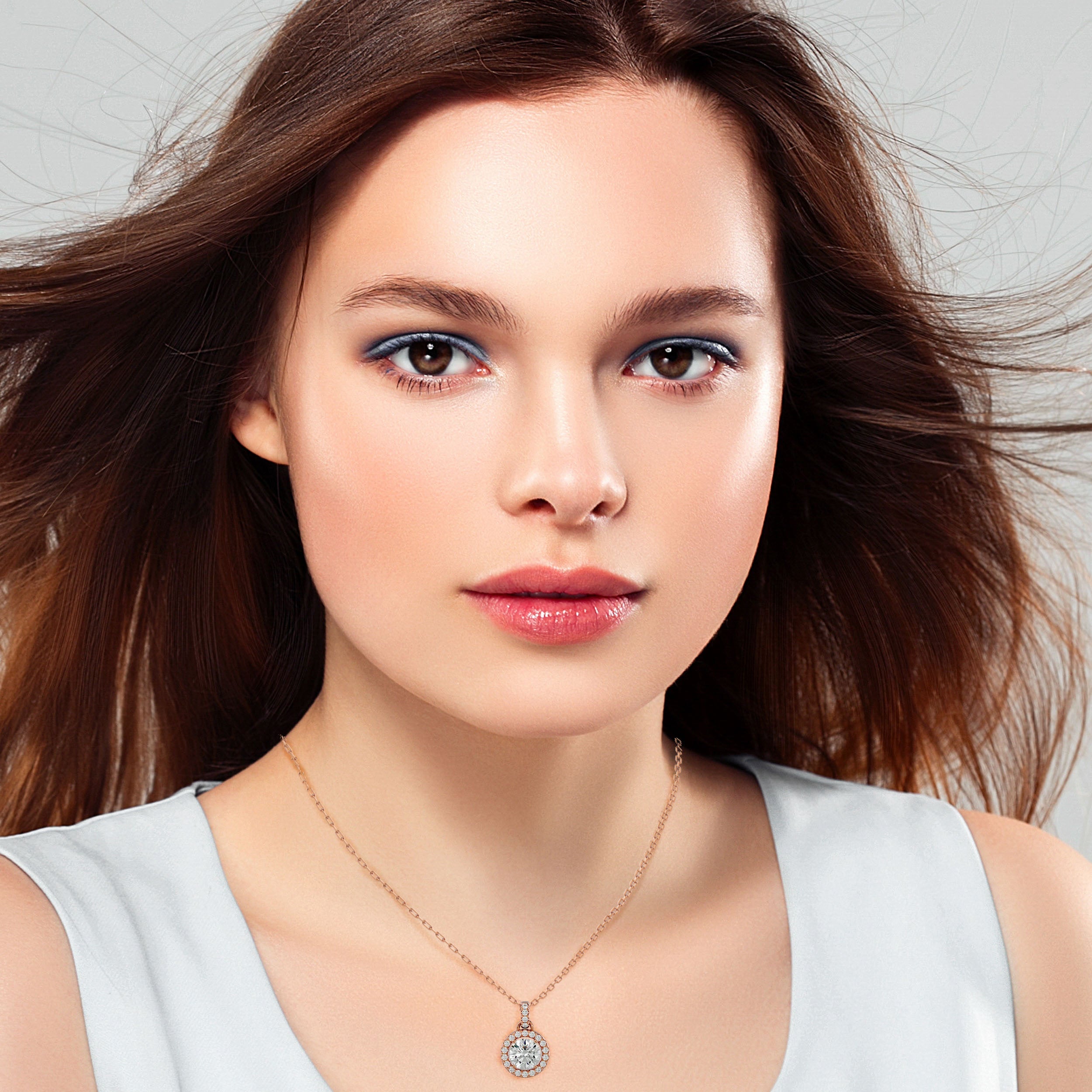 Halo Round Diamond Pendant With Chain
