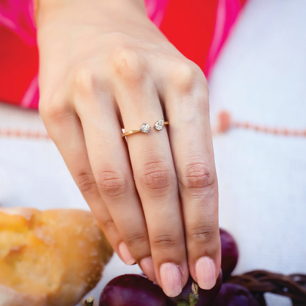 Toi et Moi Ring - Lab Grown Diamond